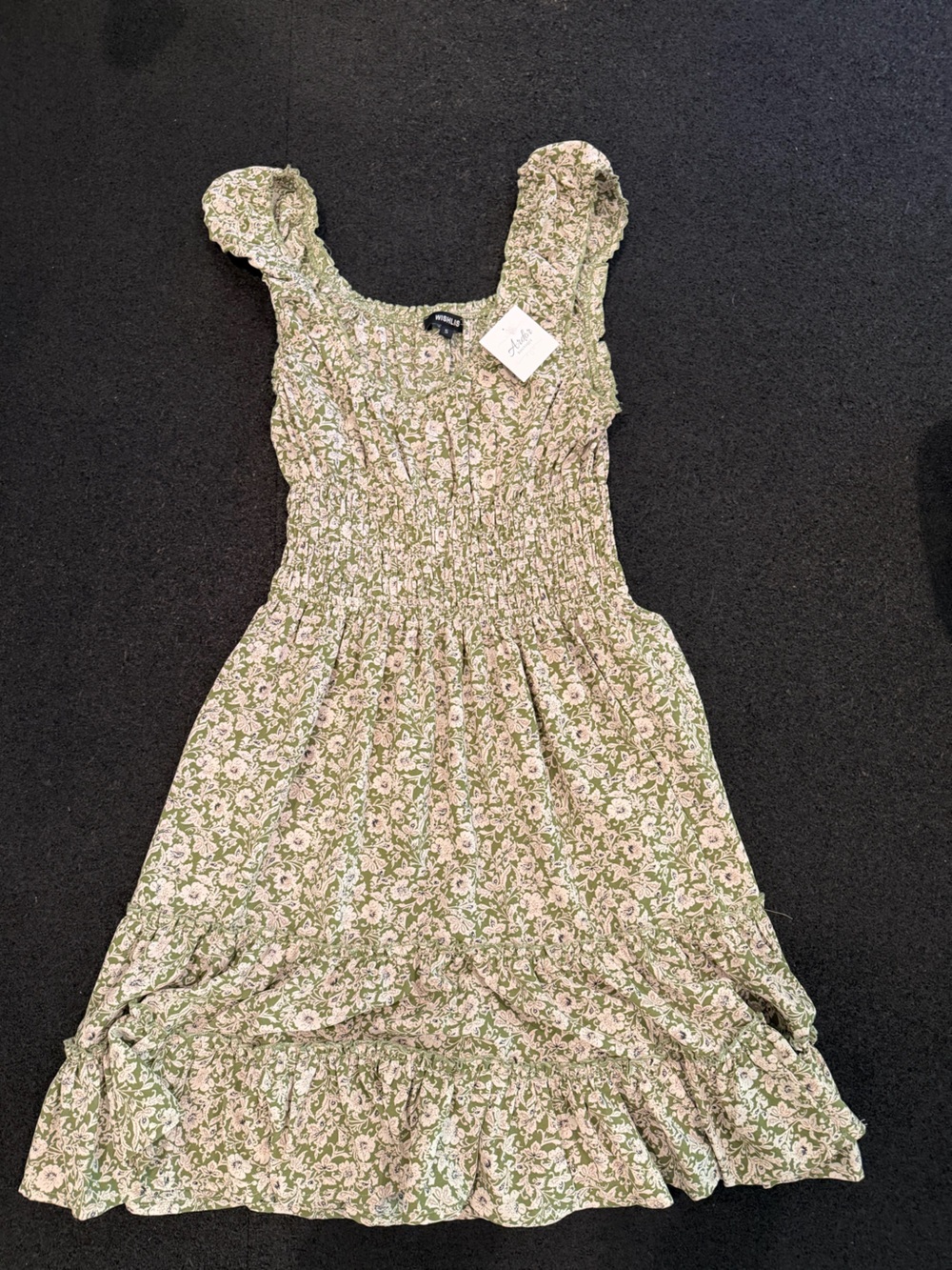 Wishlist Green Floral Smocked Midi Dress